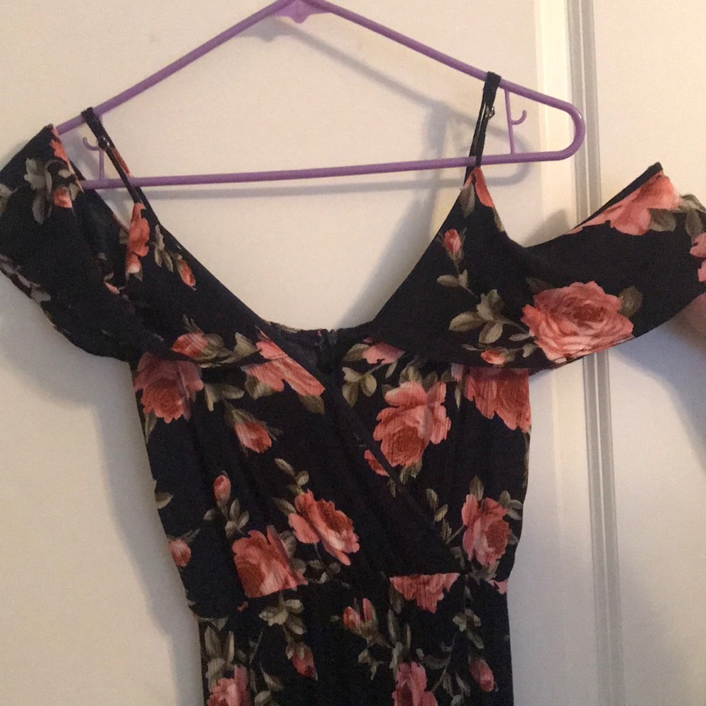 Floral 🌸💐jumpsuit good condition size S